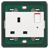 Switched 2P+E 13A English outlet white