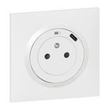 2P+E Surface socket with dooxie one USB Type-C socket delivered with white square plate and claws