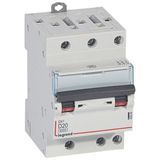 DX³6000 10kA high inlet and low outlet 3P 400~ screw circuit breaker - 20A - curve D - for optimized HX³ comb