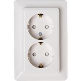 Double earthed socket outlet, with shutt