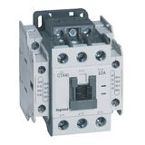 3-pole contactors CTX³ 40 - 32 A - 24 V~ - 2 NO + 2 NC - screw terminals