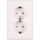 Double earthed socket outlet, with shutt