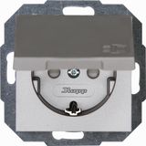 Earthed socket outlet with hinged lid an