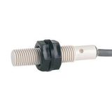 Proximity sensor, plastic body, inductive, M18, shielded, 5 mm, DC, 3- E2F 7109C