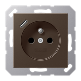 Socket fren/belg with USB type C A1520F-18CMO