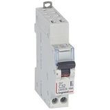 DX³6000 10kA automatic high inlet and low outlet U+N screw circuit breaker - 230V~ - 32A - curve C - 1 module