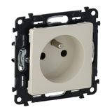 2P+E socket with shut. Valena Life - auto. term. - French std -16A -250V~ -ivory