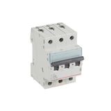 MCB TX³ 6000 - 3P - 400 V~ - 40 A - C curve - prong-type supply busbars