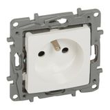 2P+E French standard socket outlet Niloé - with shutters -screw terminals -white
