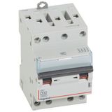 DX³6000 10kA high inlet and low outlet screw circuit breaker 4P 400~ - 32A - D curve - for optimized HX³ comb