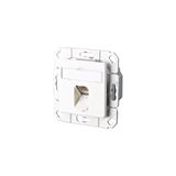 E-DAT C6 1 port flush mounted trunking installation pure white