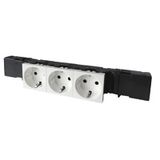 Socket Mosaic -3x2P+E -instal on trunking -automatic term + cable grip -standard