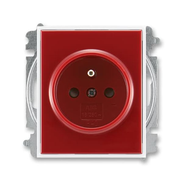5593E-C02357 01 Double socket outlet with earthing pins, shuttered, with turned upper cavity, with surge protection image 14