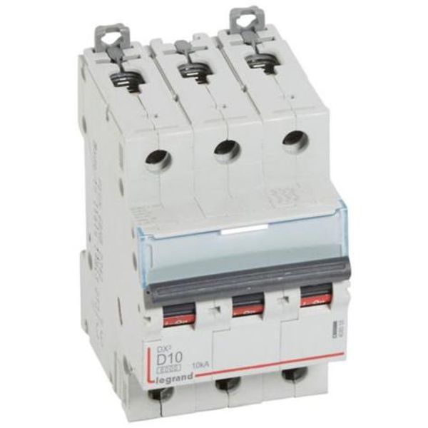 DX³6000 10kA high inlet and low outlet 3P 400~ screw circuit breaker - 10A - D curve - for traditional HX³ comb image 1