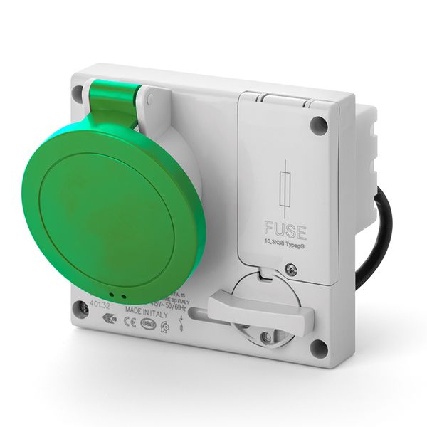 INTERLOCKED SOCKET 3P+E IP44 16A 2h >50V image 2