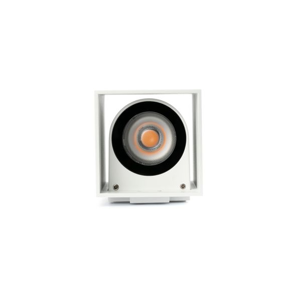 KOV WHITE SQUARE WALL L. LED 6W 3000K 34° image 1