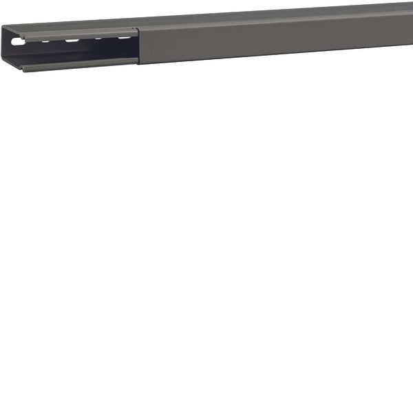 B 60025/0 Grey 7030 Trunking image 1