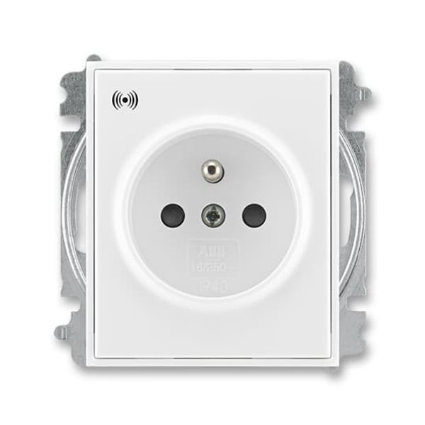 5589E-A02357 03 Socket outlet with earthing pin, shuttered, with surge protection ; 5589E-A02357 03 image 21