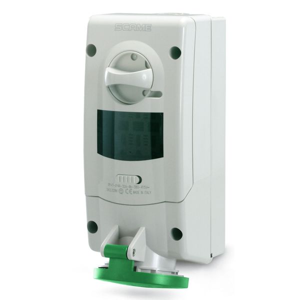 INTERLOCKED SOCKET 2P+E IP44 16A 2h >50V image 3