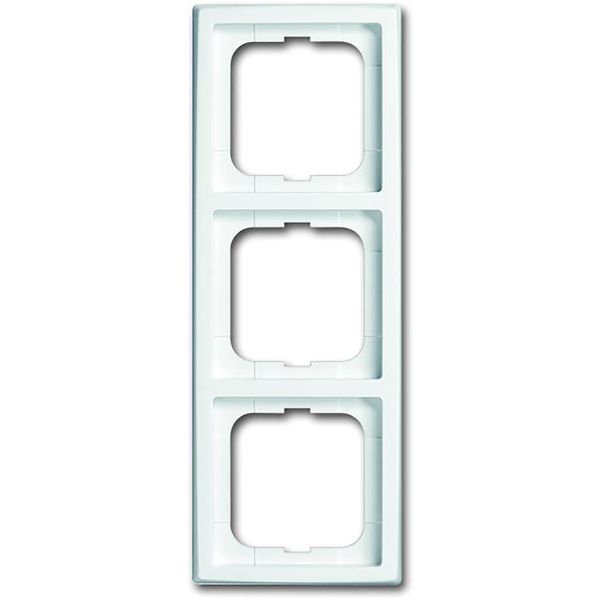 1723-184 Cover Frame future® Studio white image 1