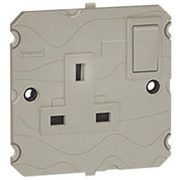 Arteor™ - Double pole socket outlet - BS 1363:2 - 13 A- 2P+E switched- 1-gang - Champagne image 1