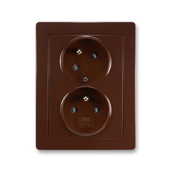 5513J-C02357 H1 Double socket outlet with earthing pins, shuttered, with turned upper cavity image 1