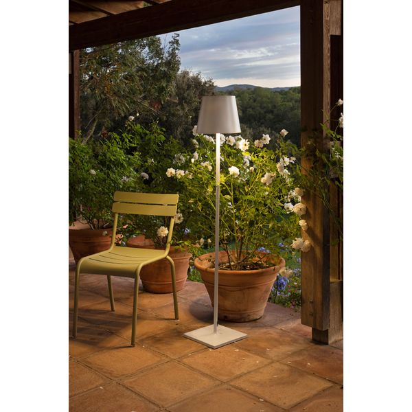 TOC WHITE FLOOR LAMP LED 4,5W 3000K image 2