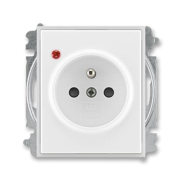 5599E-A02357 01 Socket outlet with earthing pin, shuttered, with surge protection image 2