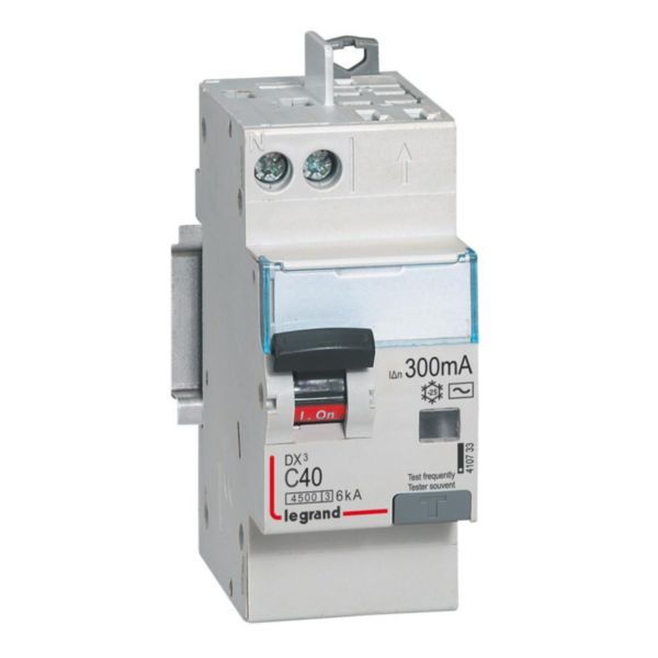 Differential circuit breaker DX³4500 high screw inlet and automatic high outlet U+N 230V~ - 40A typeAC 300mA - 2 modules image 1