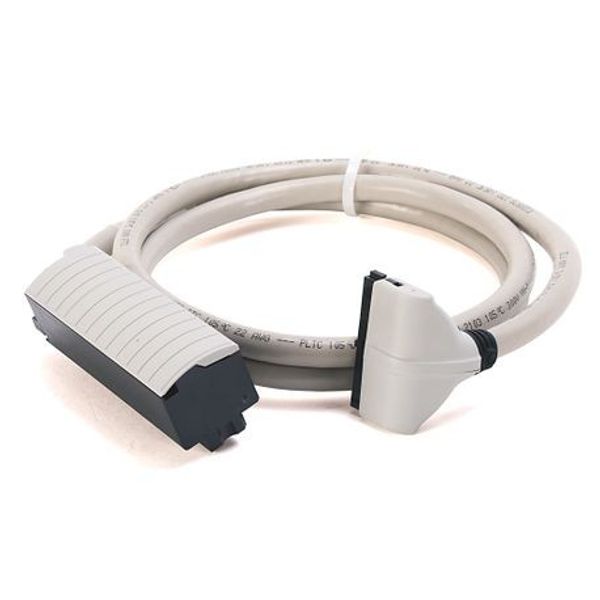 Allen-Bradley 1492-CABLE015Z Connection Products, Digital Cable, 1.5 m (4.92 ft), 1492-CABLE(1)Z Pre-WIRED DISC image 1