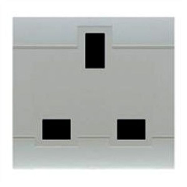 SOCKET BRITISH ST. 2P+E 16A GREY image 6