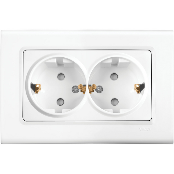 Linnera S White Two Gang Earthed Socket image 1