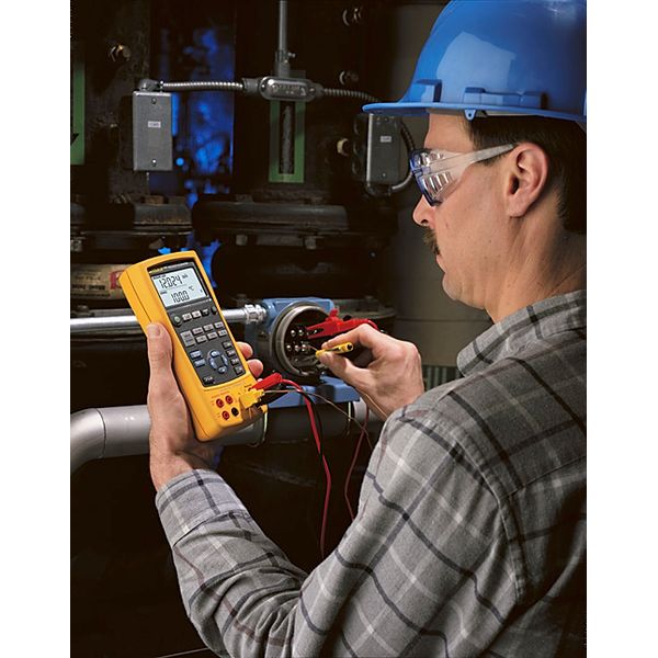 FLUKE-725/APAC/EMEA Multifunction Process Calibrator image 2