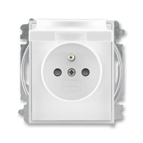 5593E-C02357 03 Double socket outlet with earthing pins, shuttered, with turned upper cavity, with surge protection image 18