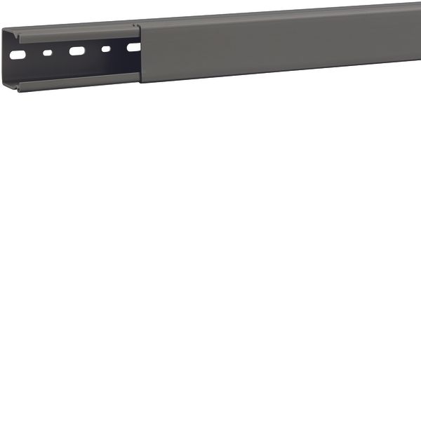 B 40040/0 Grey 7030 Trunking image 1