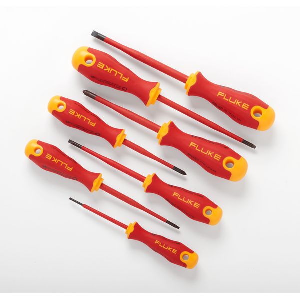 IKSC7 Insulated 7 units Screwdriver Kit, 1,000 V (3 slotted, 2 Phillips, 2 square) image 2