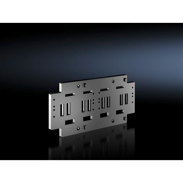 Busbar support, for busbars: 30x5/10 mmÂ 30x10 mm, Bar centre distance: 60/70 mm image 1