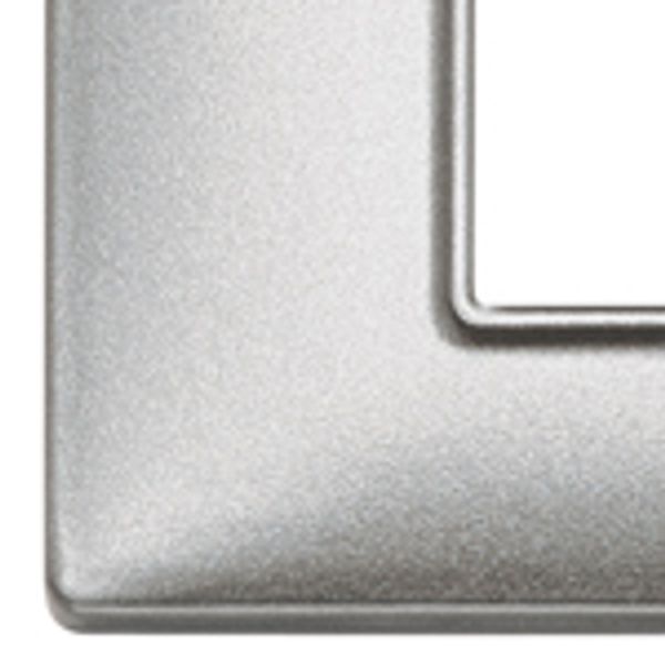 Plate 8M (2+2+2+2) 71mm techno Silver image 1