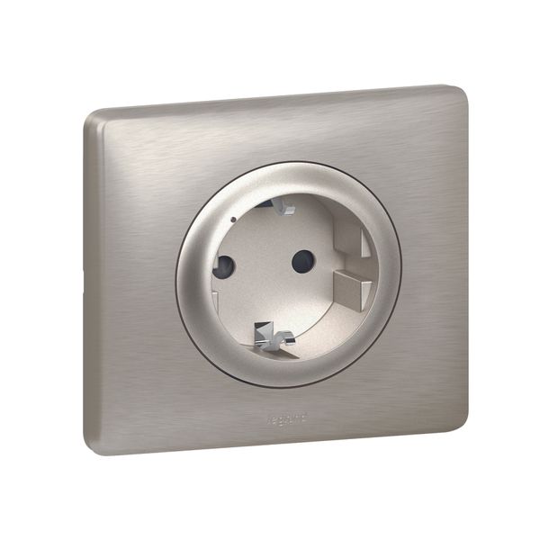 IN WALL CONNECTED POWER OUTLET SCHUKO STANDARD AUTO TERMINALS 16A TITANIUM image 1