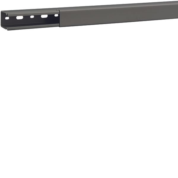 B 40025/0 Grey 7030 Trunking image 1