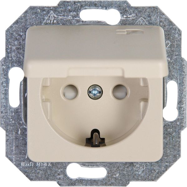 Earthed socket outlet with hinged lid an image 1