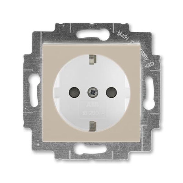 5520H-A03457 18 Socket outlet with earthing contacts, shuttered image 1