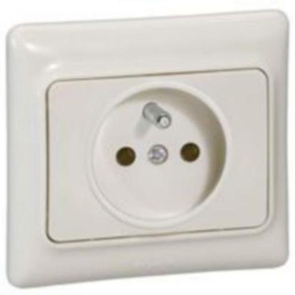 2P+E French standard socket outlet Kaptika - flush mounting - 16 A 250 V~ - ivory image 1