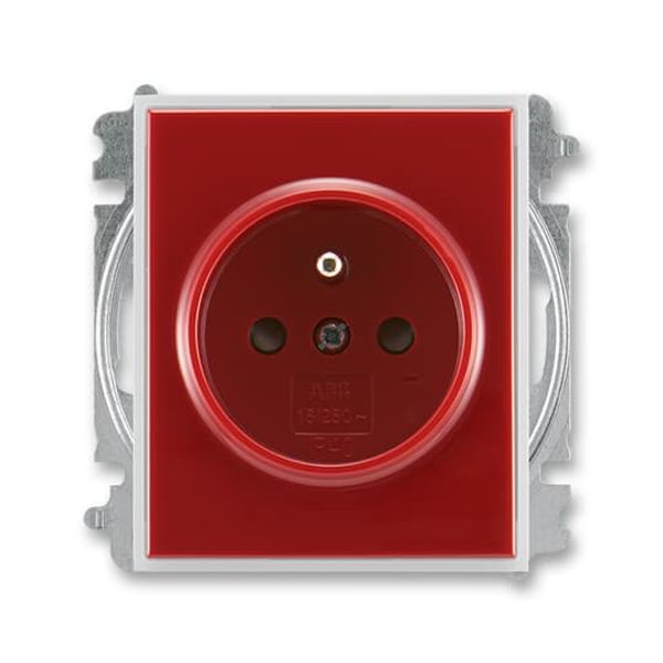 5589E-A02357 01 Socket outlet with earthing pin, shuttered, with surge protection image 11