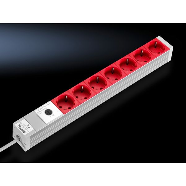 DK Socket strip, CEE 7/3 (type F), 7-way, 250 V, 10 A, LHD: 482,6x44x44 mm image 1