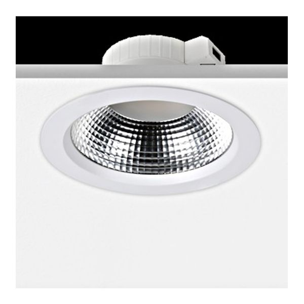 Downlight Actor XL 15/21W 830/840 133lm/W, IP54, -250mm, WH image 1