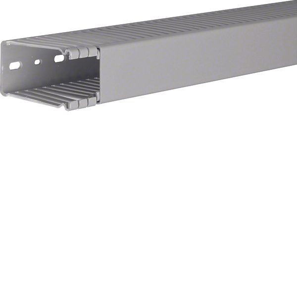 BA6 80040/0 Grey 7030 Trunking image 1