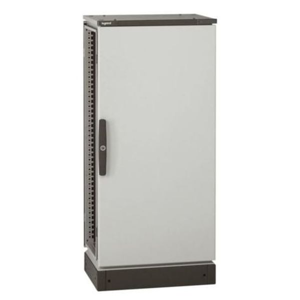 Altis assembly metal cabinet - IP55 IK10 - RAL 7035 - 2200x600x600 mm image 1