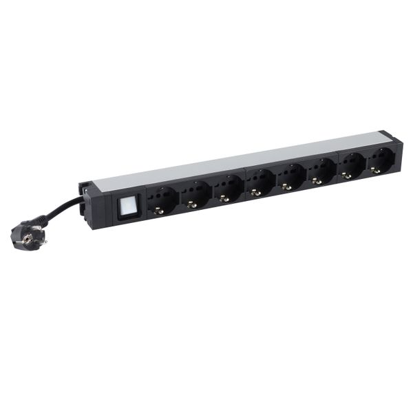 PDU 19 inches 8 outletsitalian/german P30+ standardwith luminous switch image 1