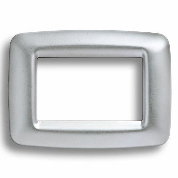 PLAYBUS YOUNG PLATE - IN METALLISEE TECHNOPOLYMER - SATIN FINISHING - 3 GANG - SOFT CHROME - PLAYBUS image 2